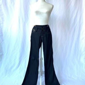 Women's Chevignon Dark Wash Flared Jeans – Size 24